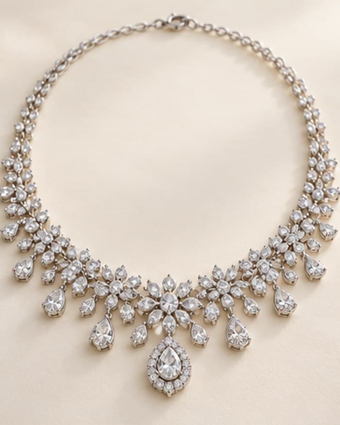 The Veda Diamond Mangalsutra thumbnail 2